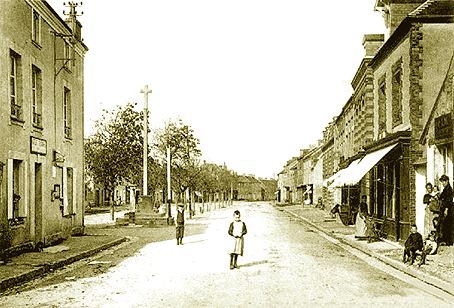 Cerisy-la-Fort - Le bourg (le quartier de la Croix) vers 1910